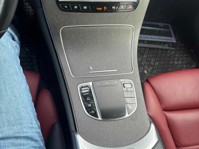 Mercedes-Benz GLC 300 * * CARFAX * * АВТО КРЕДИТ * * , снимка 9 - Автомобили и джипове - 52931085