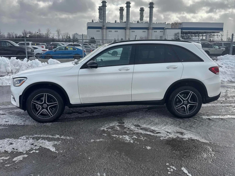 Mercedes-Benz GLC 300 * * CARFAX * * АВТО КРЕДИТ * * , снимка 3 - Автомобили и джипове - 52931085