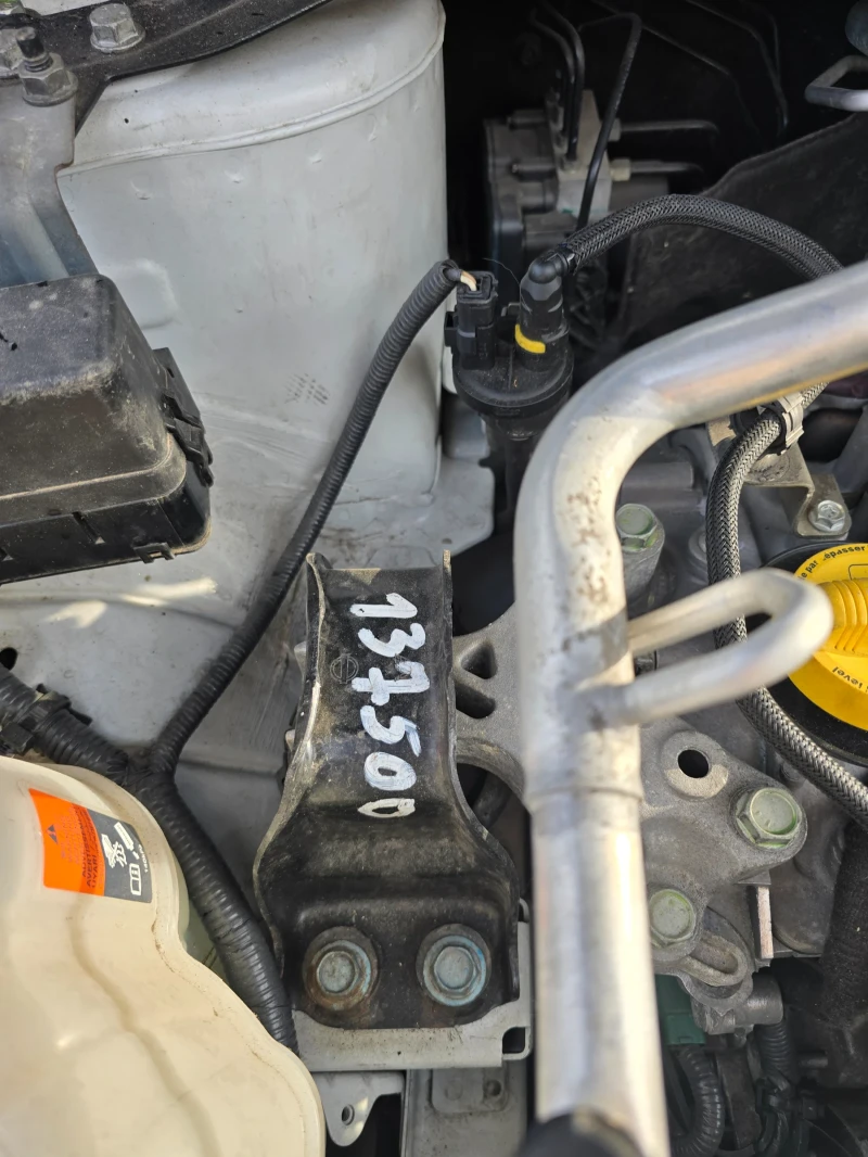 Nissan Qashqai, снимка 11 - Автомобили и джипове - 53100350