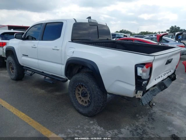 Toyota Tacoma TRD OFF ROAD CARFAX АВТО КРЕДИТ , снимка 4 - Автомобили и джипове - 52741222