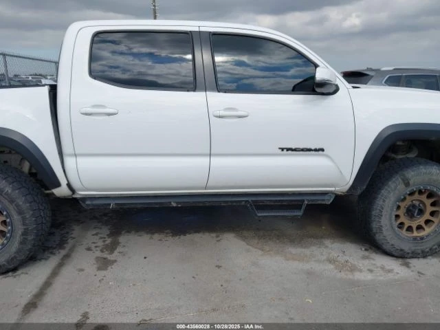 Toyota Tacoma TRD OFF ROAD CARFAX АВТО КРЕДИТ , снимка 7 - Автомобили и джипове - 52741222