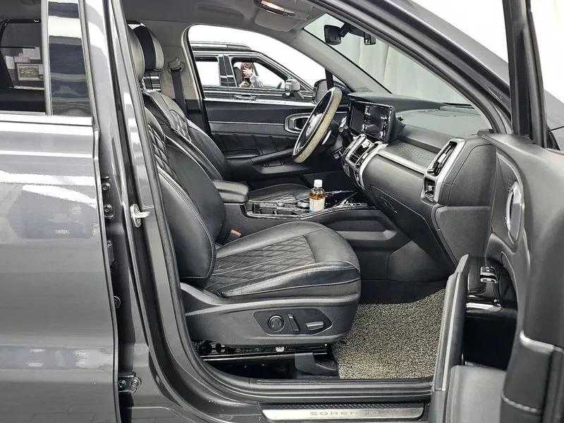 Kia Sorento DIESEL 2.2 4WD SIGNATURE, снимка 11 - Автомобили и джипове - 55261771
