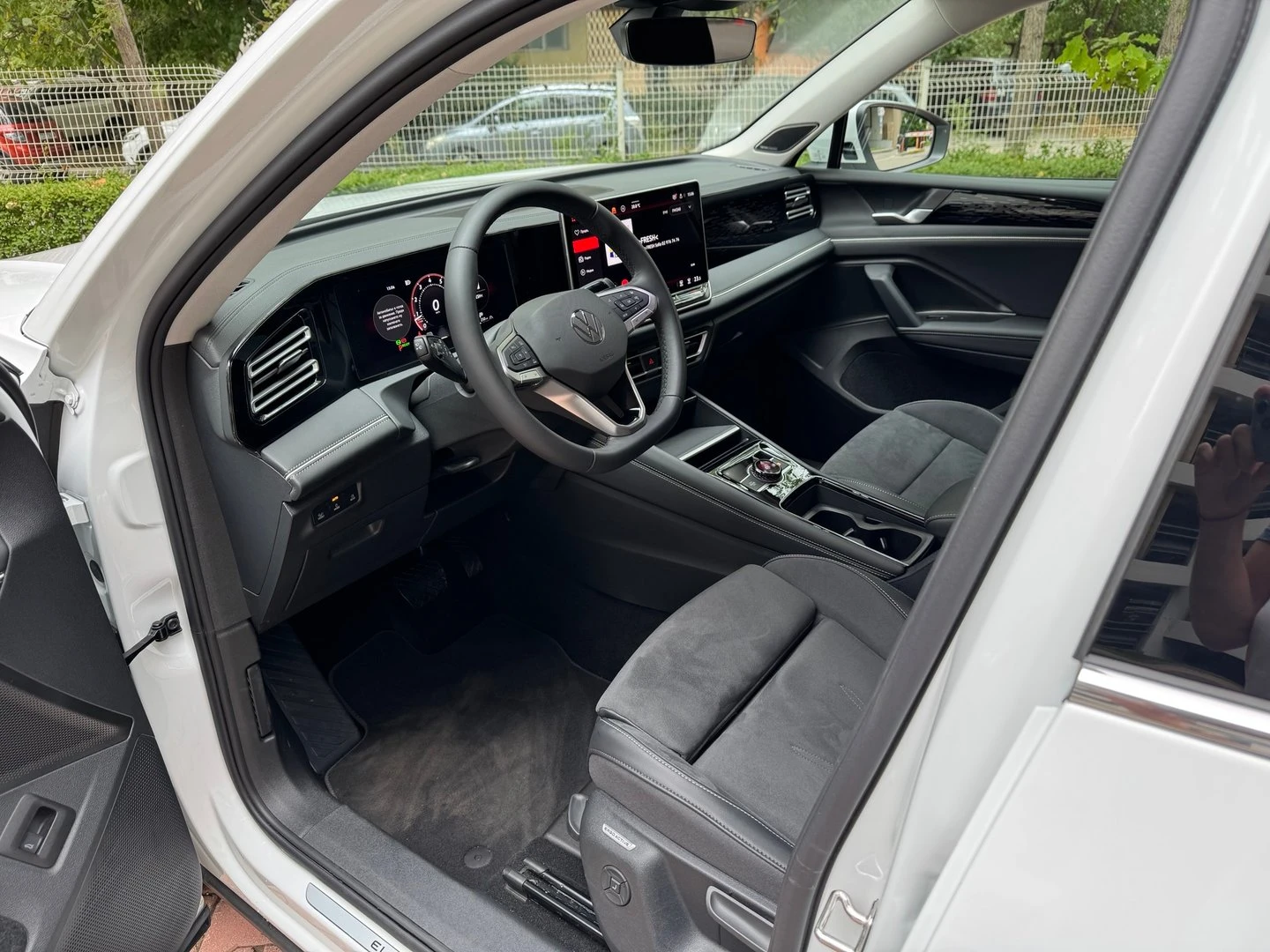 VW Tiguan Elegance 1.5 eTSI DSG - изображение 9