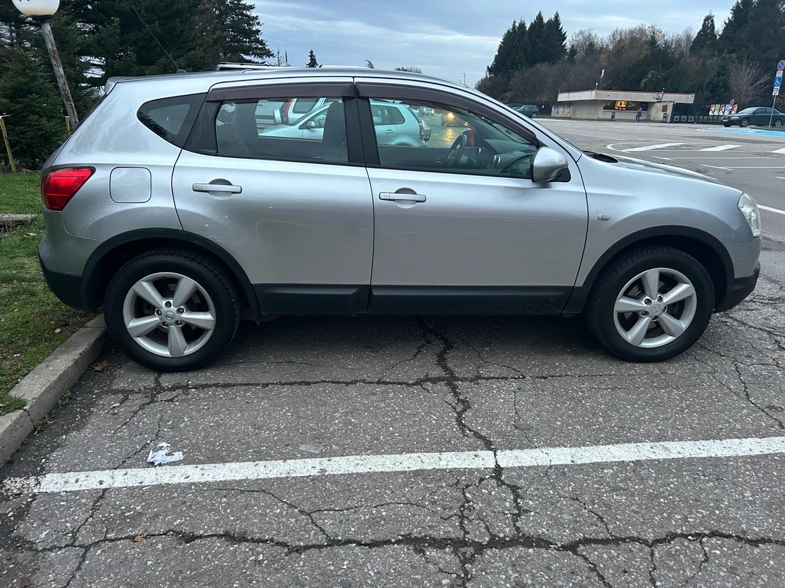 Nissan Qashqai  - 2.0 бензин + газ -  4x4 - 2010г. - изображение 4