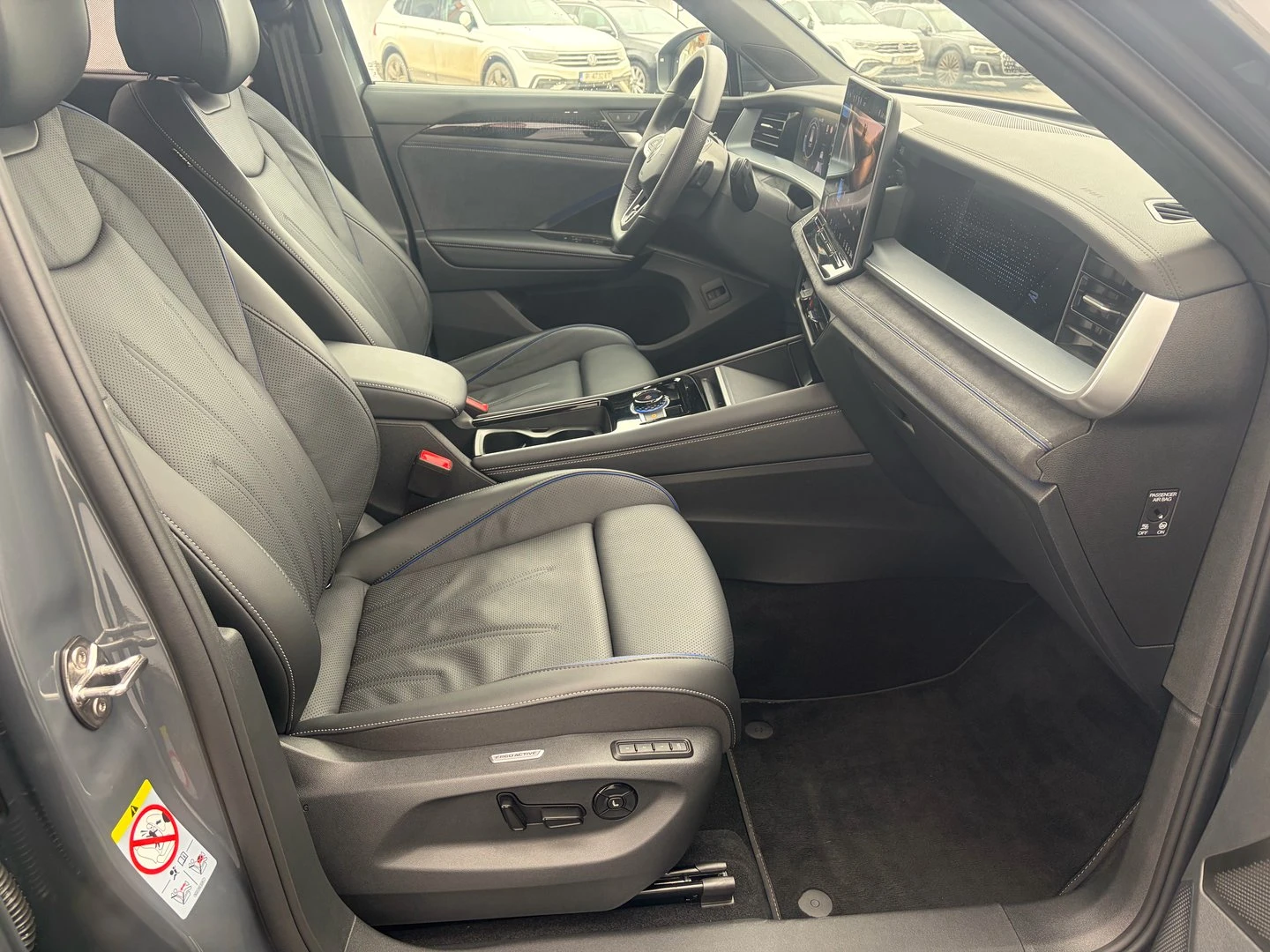 VW Tayron R-Line 2.0 TDI SCR 4MOTION DSG - изображение 6