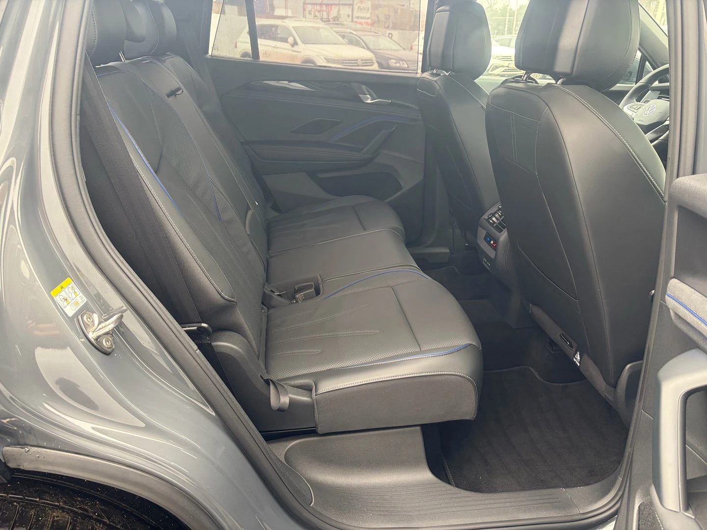 VW Tayron R-Line 2.0 TDI SCR 4MOTION DSG - изображение 7