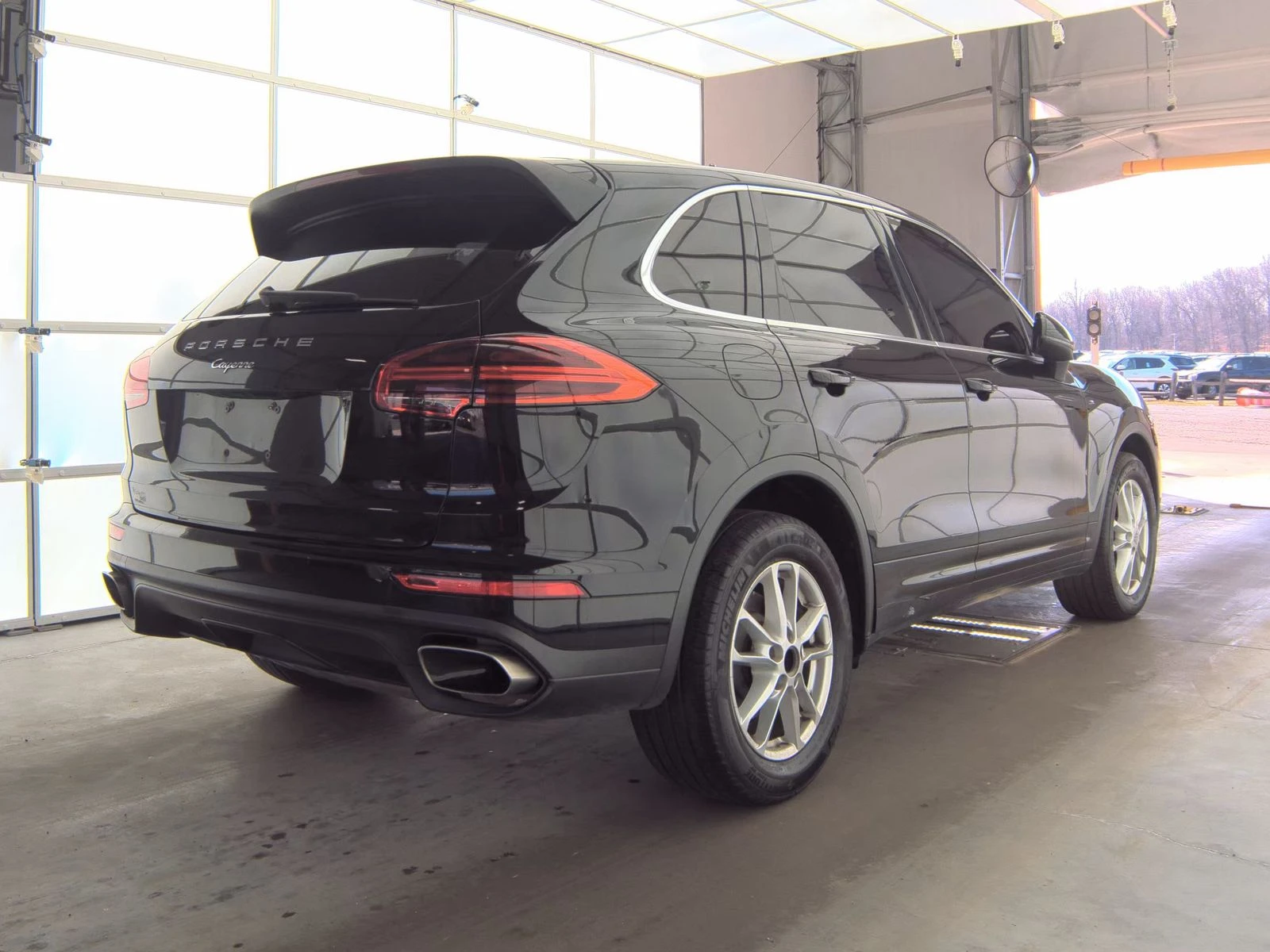 Porsche Cayenne 360КАМЕРА* LANE* ASSIST* ПОДГРЕВ* КЕЙЛЕС* , снимка 2 - Автомобили и джипове - 53916154