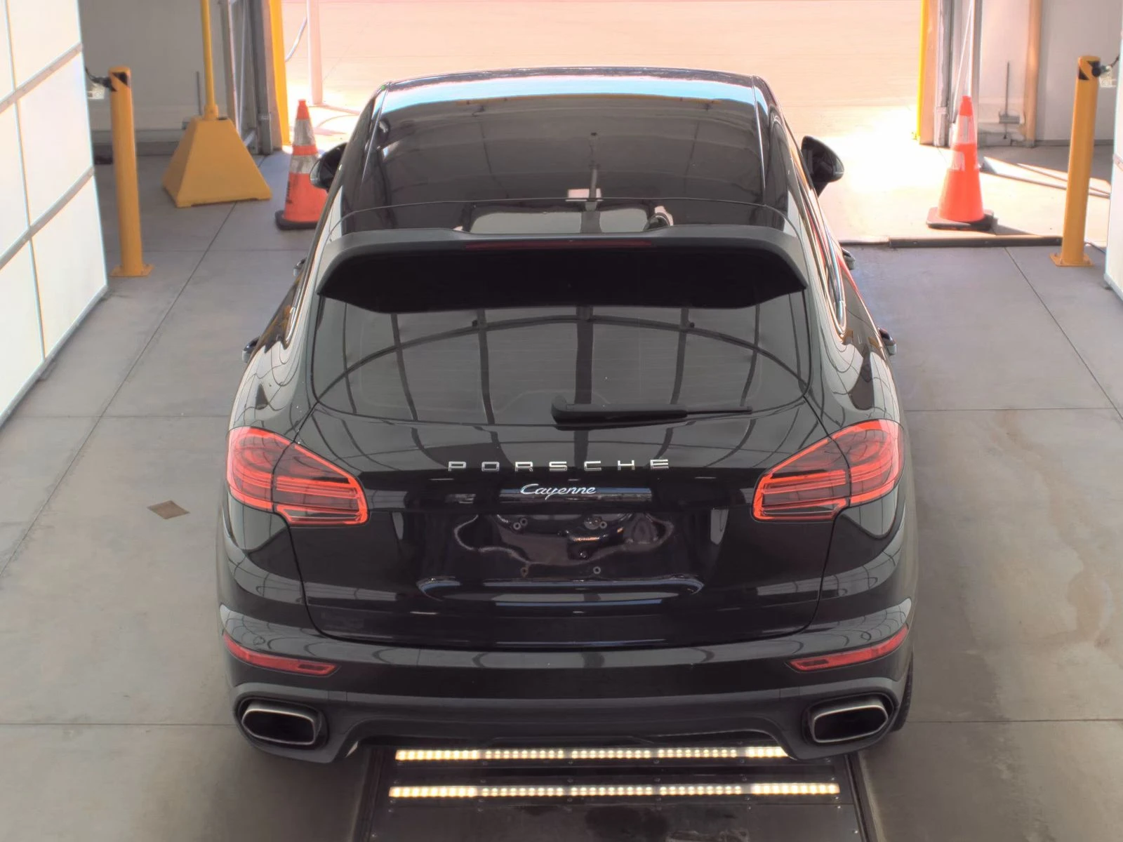 Porsche Cayenne 360КАМЕРА* LANE* ASSIST* ПОДГРЕВ* КЕЙЛЕС* , снимка 6 - Автомобили и джипове - 53916154