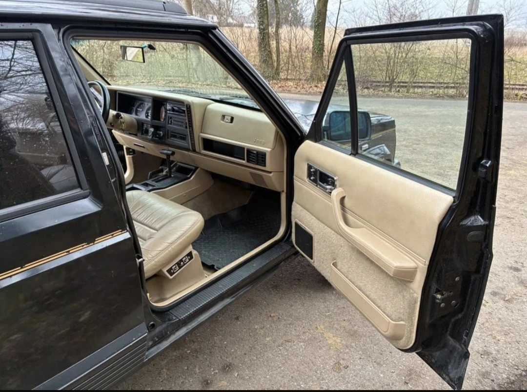 Jeep Cherokee, снимка 8 - Автомобили и джипове - 53932487