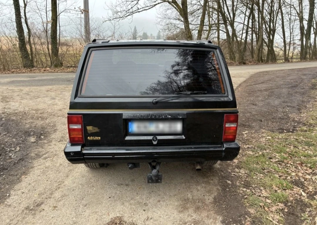 Jeep Cherokee, снимка 3 - Автомобили и джипове - 53932487