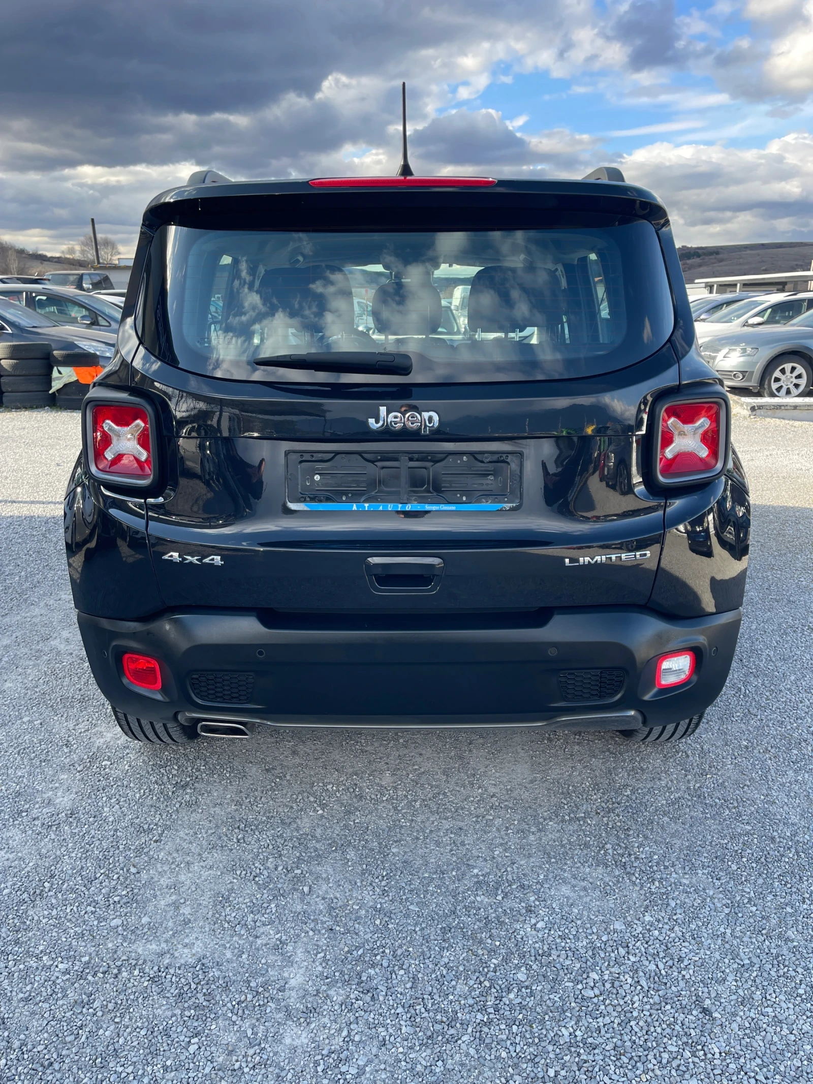 Jeep Renegade 4x4! Avtomat!!, снимка 5 - Автомобили и джипове - 53940782