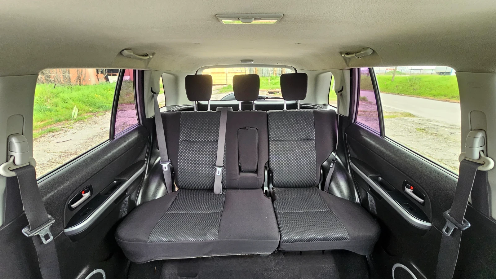 Suzuki Grand vitara 1.9DDiS/NAVi/БЕЗ РЪЖДА, снимка 11 - Автомобили и джипове - 54079122