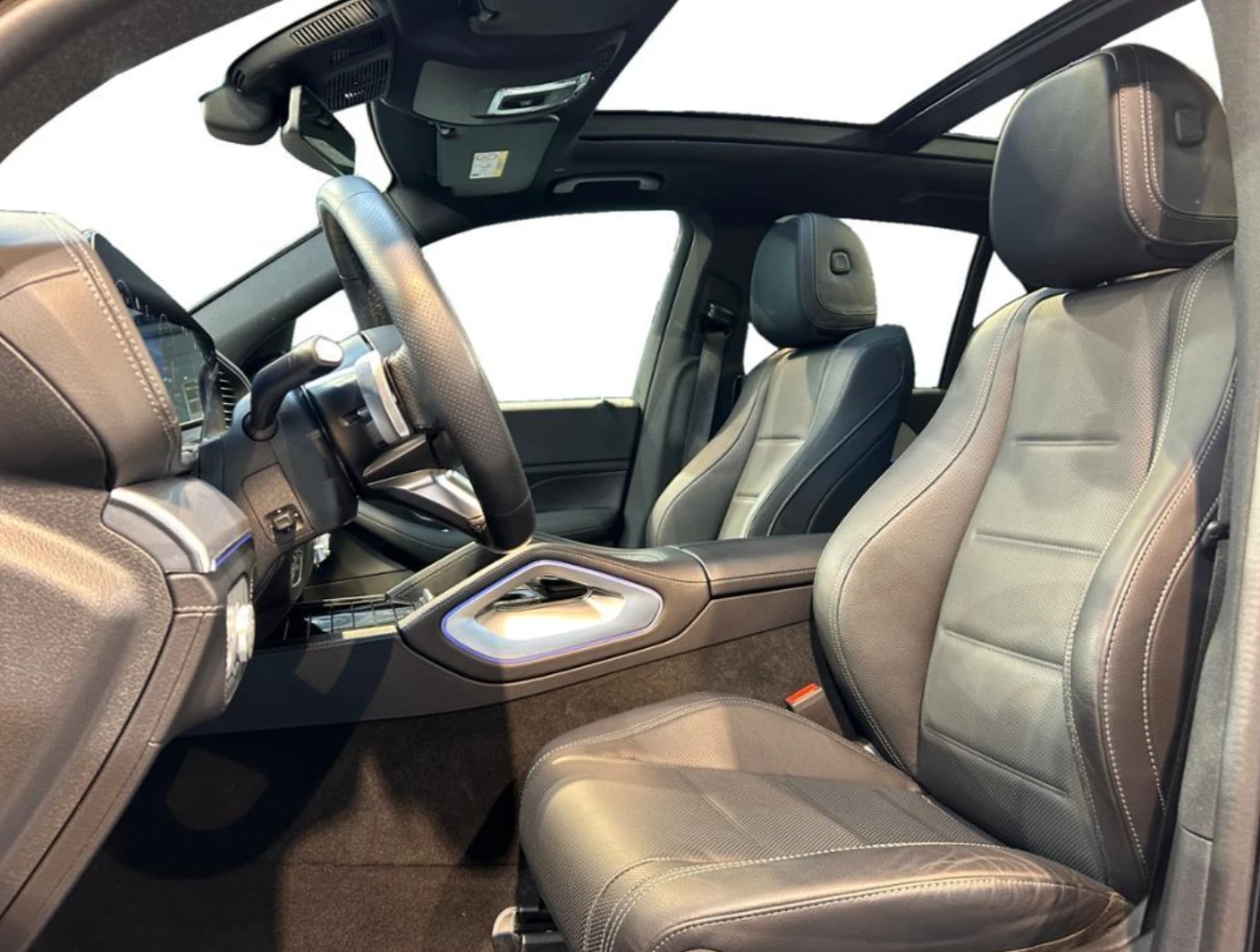 Mercedes-Benz GLE 400 D* 4M* AMG* PANO* BURMESTER* ВЕНТИЛАЦИЯ* 360* , снимка 7 - Автомобили и джипове - 54946403