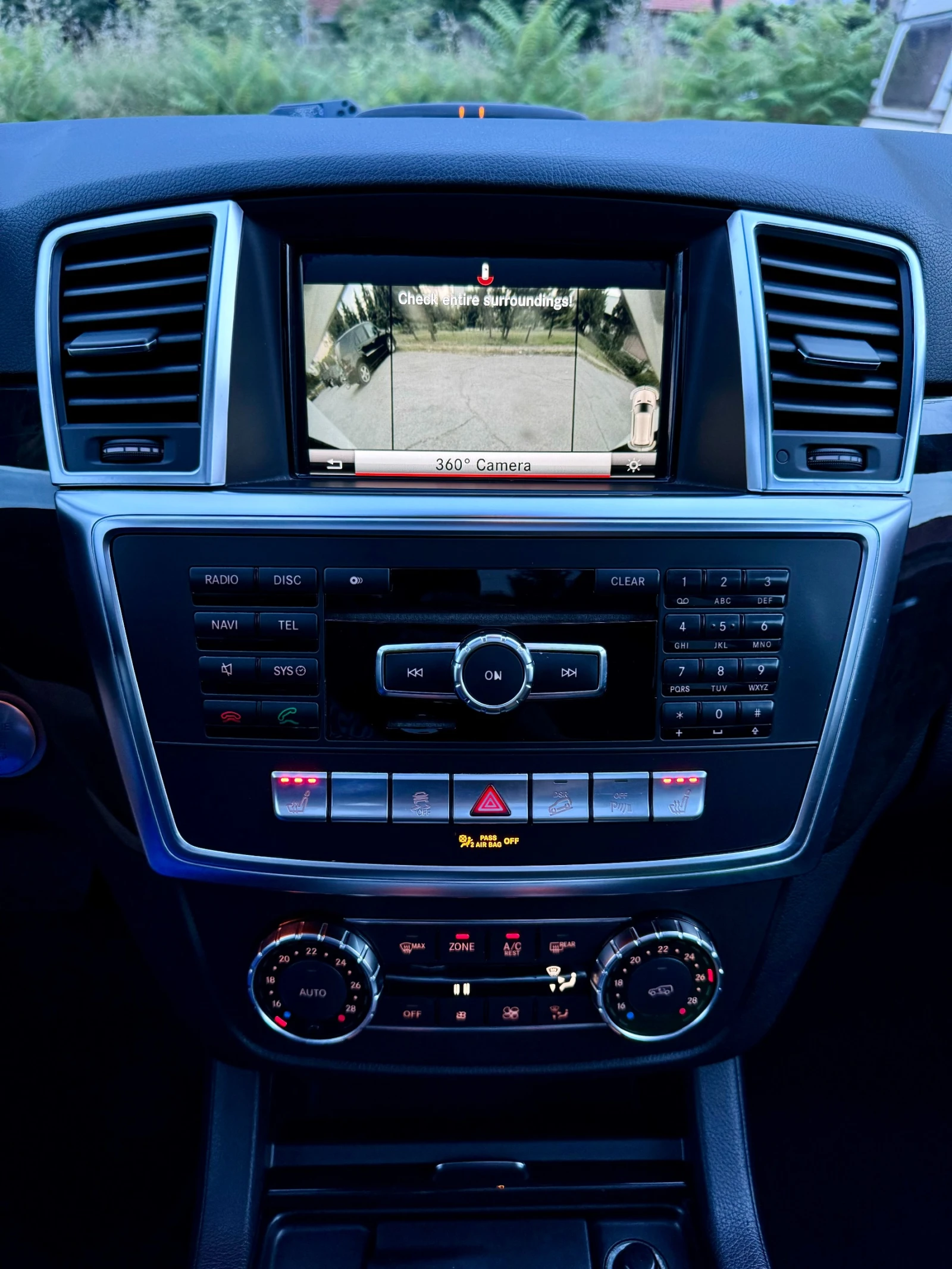 Mercedes-Benz ML 350 149 000км* AMG* ПОДГРЕВ* 360 CAM* ПАНОРАМА* PARK A, снимка 12 - Автомобили и джипове - 55134346