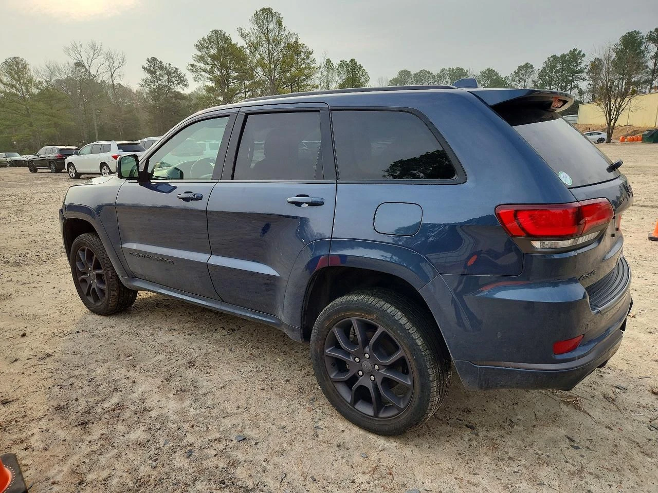 Jeep Grand cherokee HIGH ALTITUDE | DISTRONIC | OБДУХВАНЕ, снимка 3 - Автомобили и джипове - 55228436