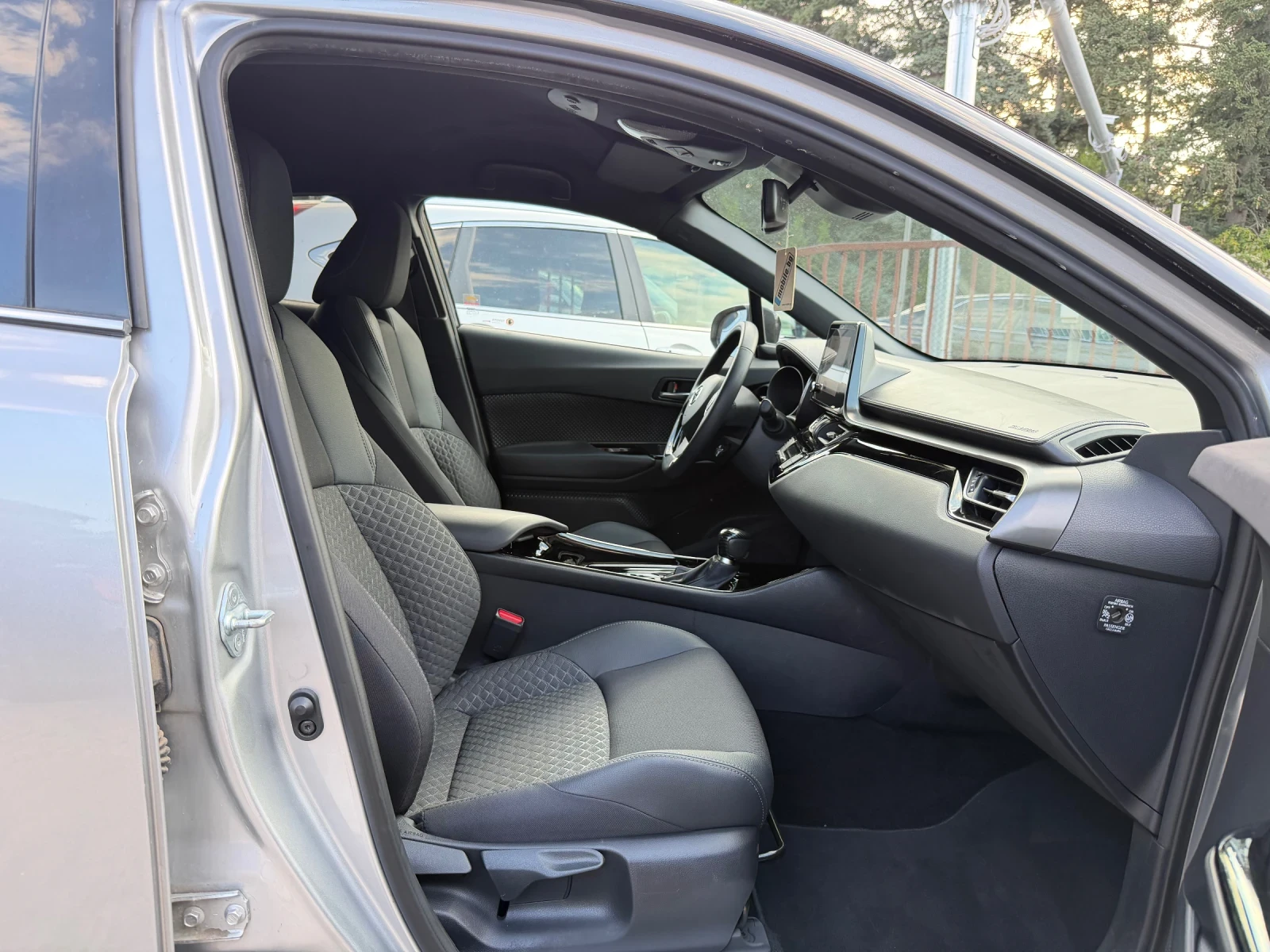 Toyota C-HR 2.0 Face LUXURY , снимка 12 - Автомобили и джипове - 55590956