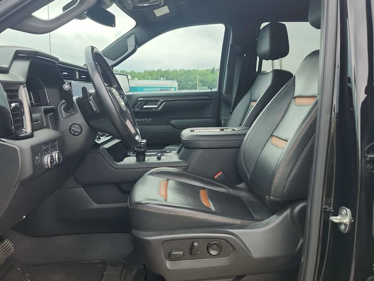 Gmc Sierra AT4| BOSE| ОБДУХ| 360| HUD| , снимка 5 - Автомобили и джипове - 55651730