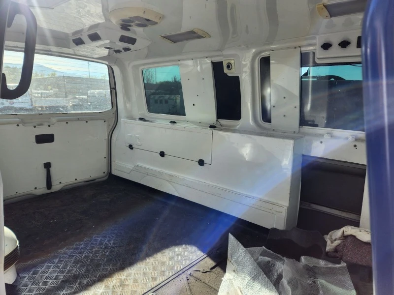 VW T5 2.5 TDI 174к.с. 131 к.с., снимка 7 - Бусове и автобуси - 47282815