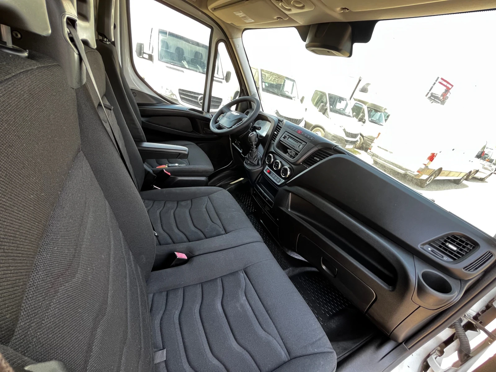 Iveco 35c15 3.0/Бордови/въздух/перфектен - изображение 10
