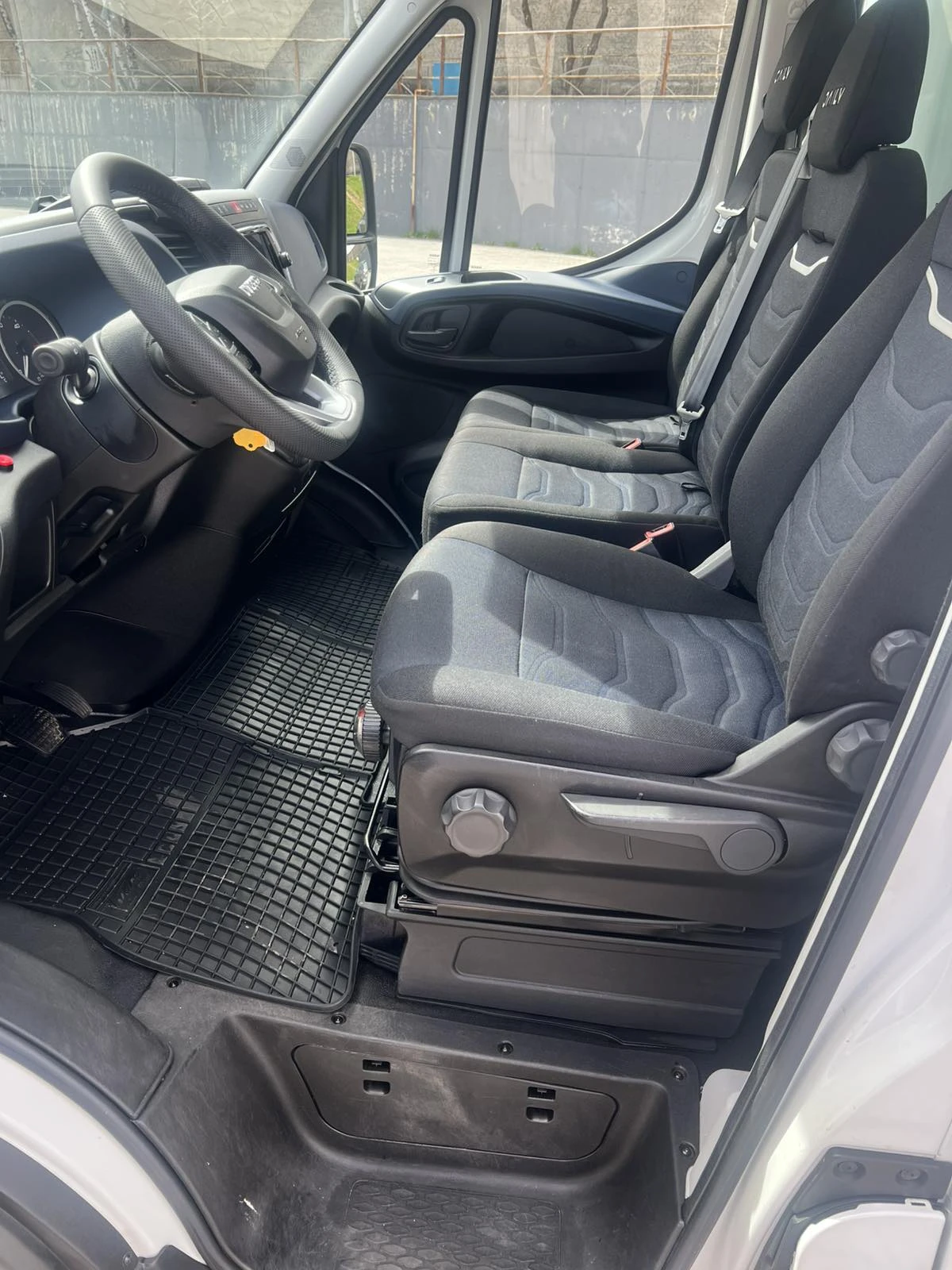 Iveco Daily 35S LED Auomat, Camera | Mobile.bg � ����������� 12