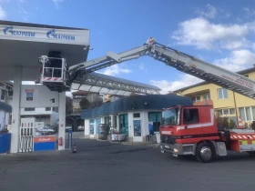 Автовишка Mercedes-Benz Actros Bronto SkyLift 32, снимка 11