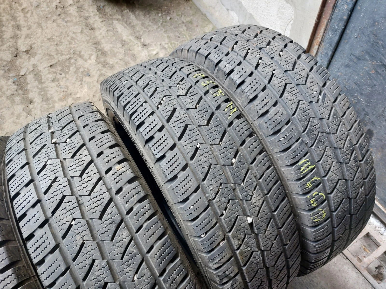 ���� 205/75R16 | Mobile.bg � ����������� 3