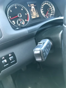 VW Touran 1.6tdi 105 7 Места, снимка 16