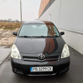 Toyota Corolla verso D-4D, снимка 1