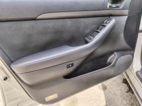 Toyota Avensis | Mobile.bg    15