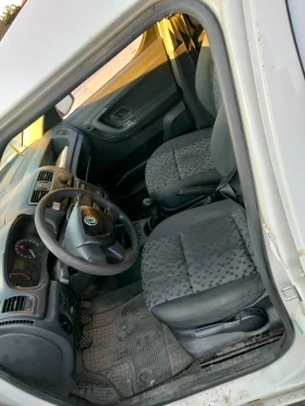 ����� �� �������� �� Skoda Roomster 1.2 ��� ������ 