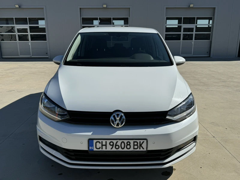 VW Touran 2.0 150ps DSG Partronic ПЕРФЕКТЕН, снимка 8 - Автомобили и джипове - 47449051