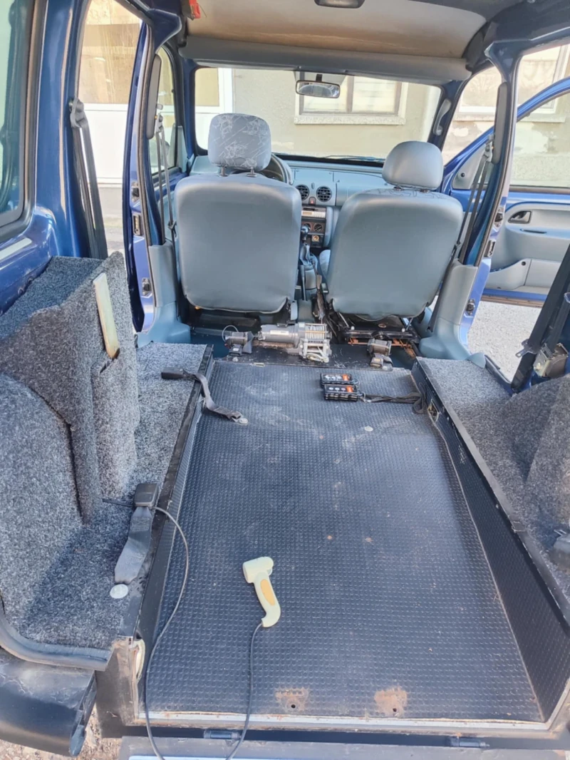 Renault Kangoo 1.9D , снимка 13 - Автомобили и джипове - 48801607