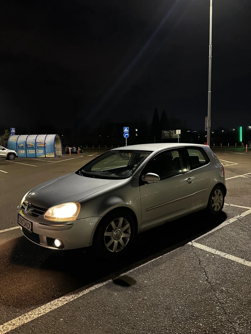 VW Golf, снимка 2 - Автомобили и джипове - 48908086