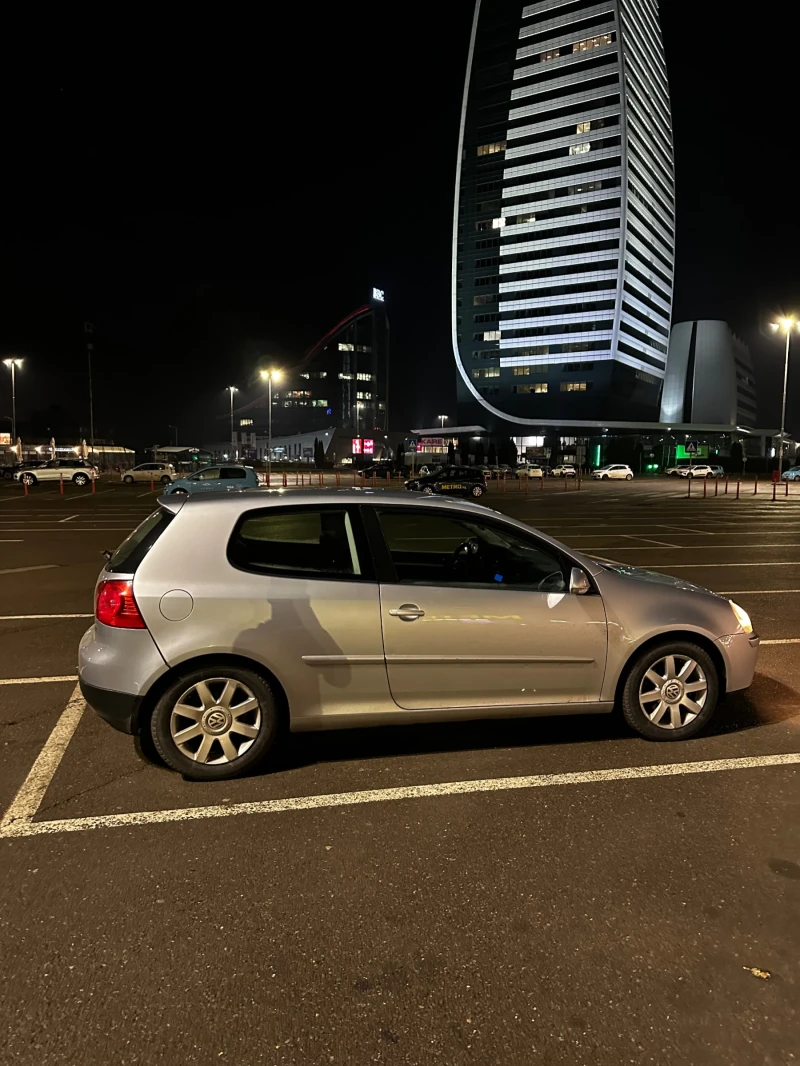 VW Golf, снимка 5 - Автомобили и джипове - 48908086