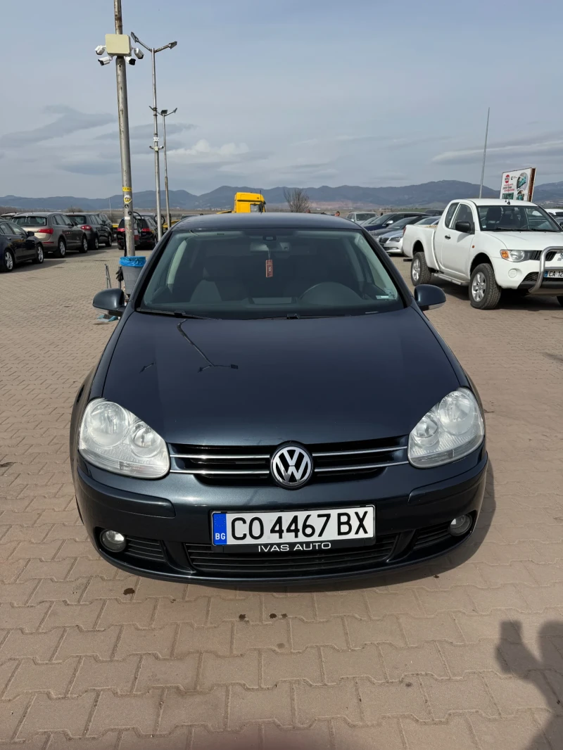 VW Golf, снимка 2 - Автомобили и джипове - 49596703