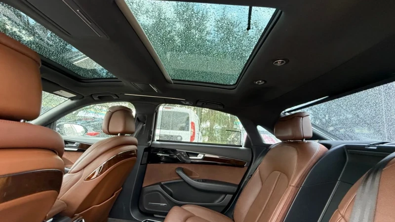 Audi A8 Head up* Distronic* Масаж* 360cam* Обдух* Пано, снимка 14 - Автомобили и джипове - 52317977