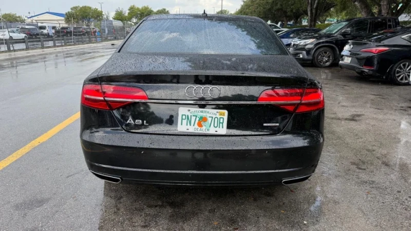 Audi A8 Head up* Distronic* Масаж* 360cam* Обдух* Пано, снимка 4 - Автомобили и джипове - 52317977