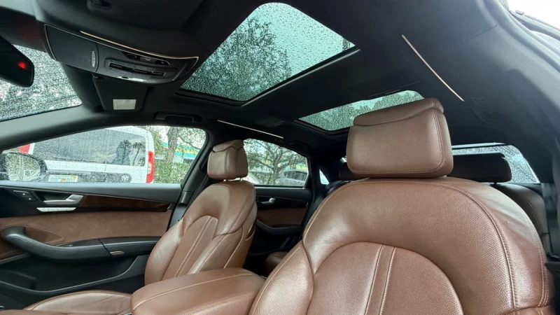 Audi A8 Head up* Distronic* Масаж* 360cam* Обдух* Пано, снимка 9 - Автомобили и джипове - 52317977