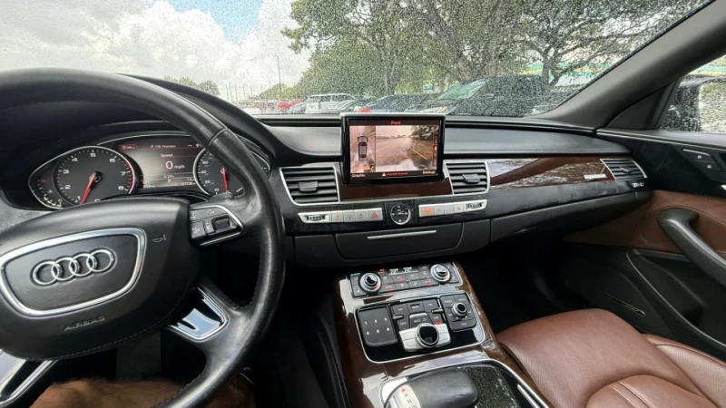 Audi A8 Head up* Distronic* Масаж* 360cam* Обдух* Пано, снимка 10 - Автомобили и джипове - 52317977
