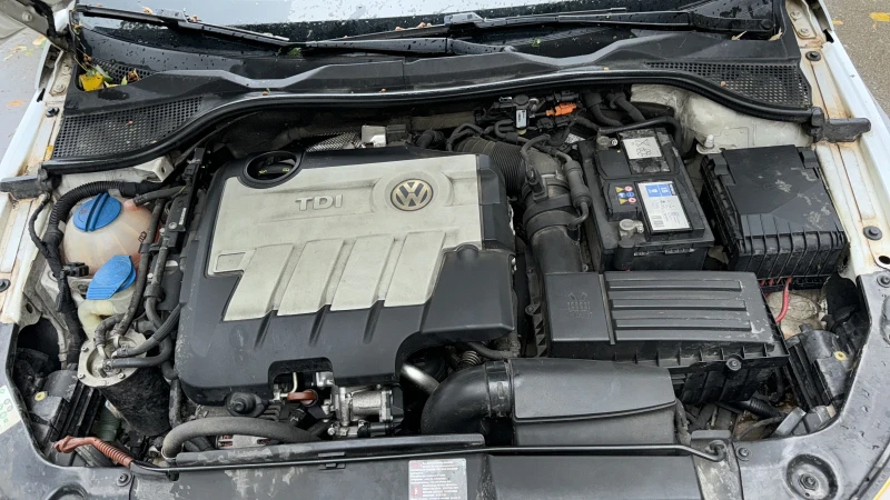 VW Scirocco, снимка 2 - Автомобили и джипове - 52588547