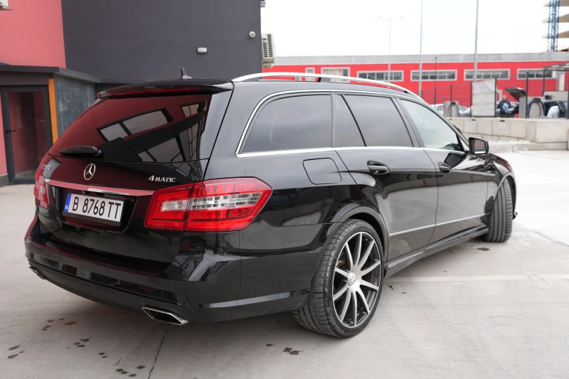 Mercedes-Benz E 350 4 Matic, снимка 5 - Автомобили и джипове - 52593536
