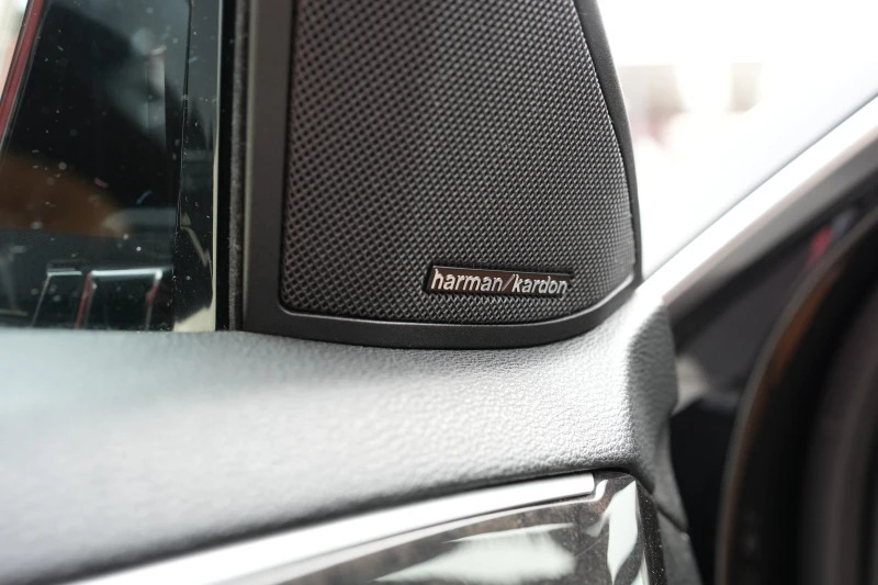 Mercedes-Benz E 350 4 Matic, снимка 10 - Автомобили и джипове - 52593536