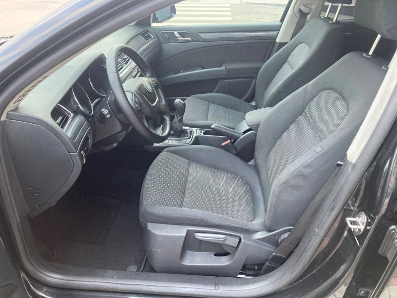 Skoda Superb, снимка 12 - Автомобили и джипове - 53125905
