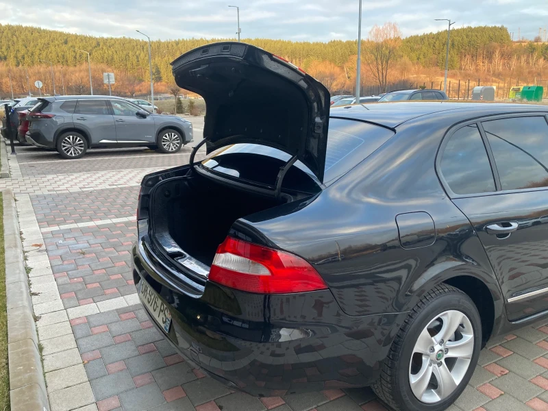 Skoda Superb, снимка 9 - Автомобили и джипове - 53125905