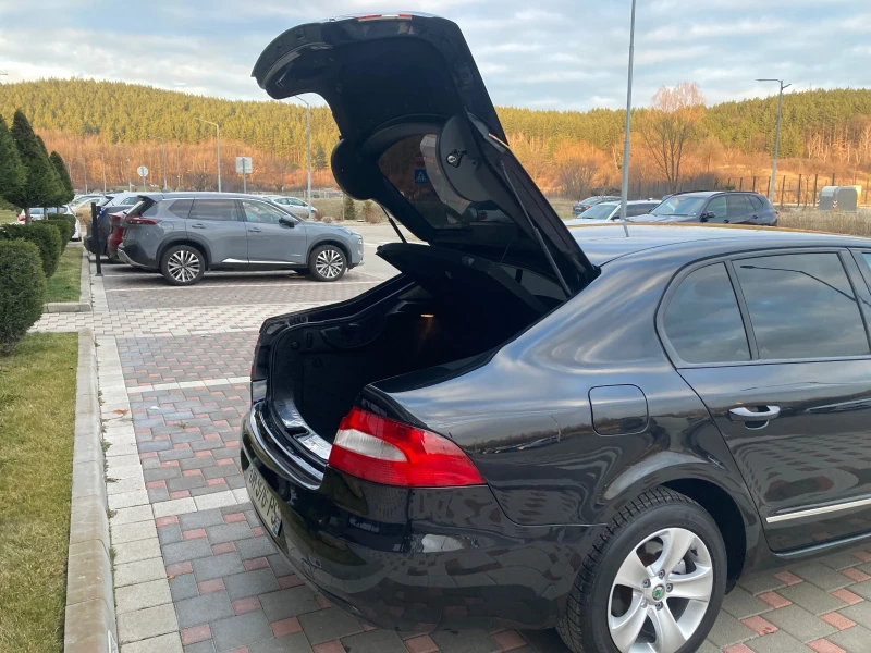 Skoda Superb, снимка 10 - Автомобили и джипове - 53125905