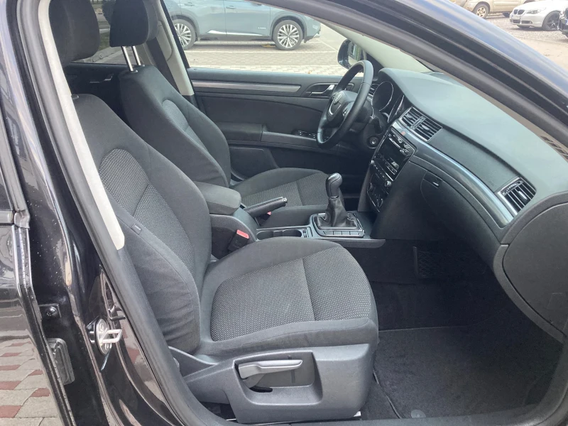 Skoda Superb, снимка 13 - Автомобили и джипове - 53125905