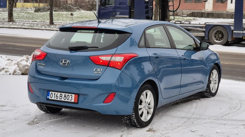 Hyundai I30 1.6CRDI 110К.С* ИТАЛИЯ* ПЕРФЕКТНА, снимка 13 - Автомобили и джипове - 53135020