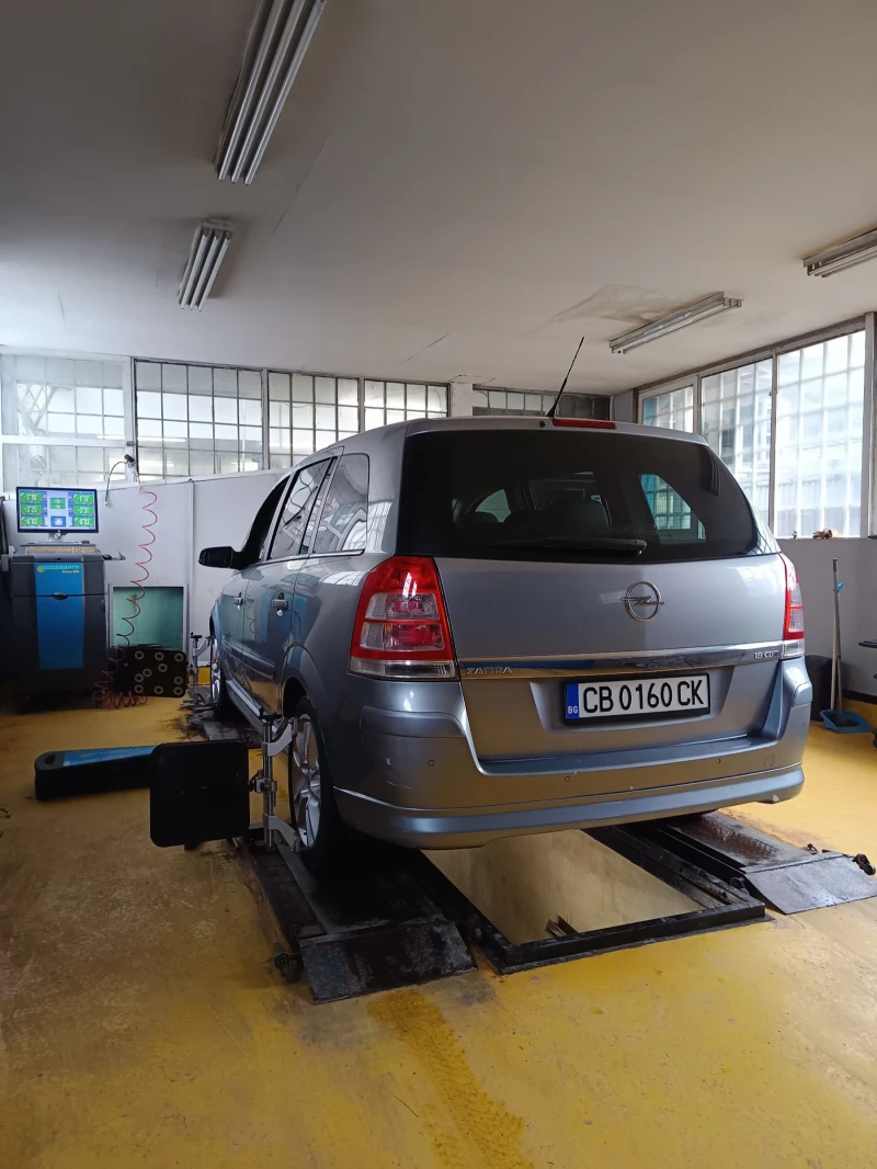 Opel Zafira, снимка 10 - Автомобили и джипове - 53482001