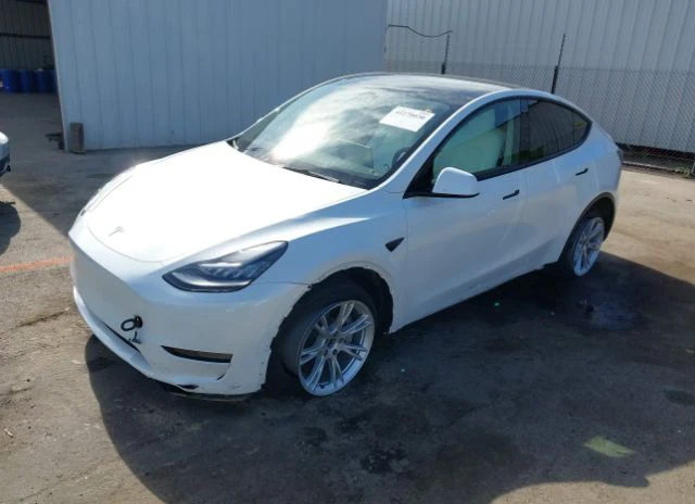 Tesla Model Y LONG RANGE DUAL MOTOR AWD - изображение 2