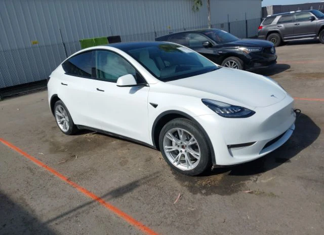 Tesla Model Y LONG RANGE DUAL MOTOR AWD